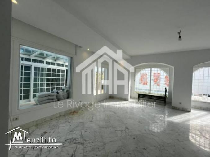 villa à la Marsa corniche vu mer