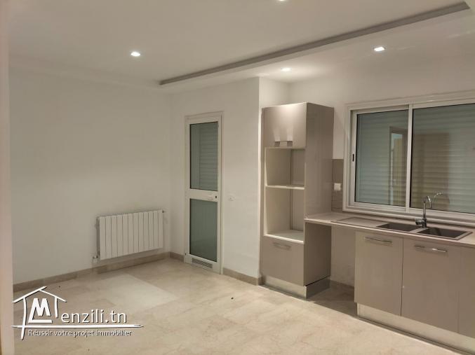 A vendre un duplex en s3 aux jardins de carthage