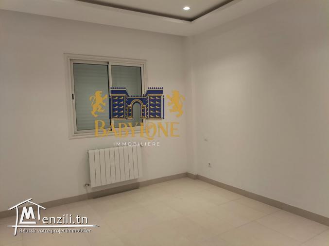 A vendre un duplex en s3 aux jardins de carthage