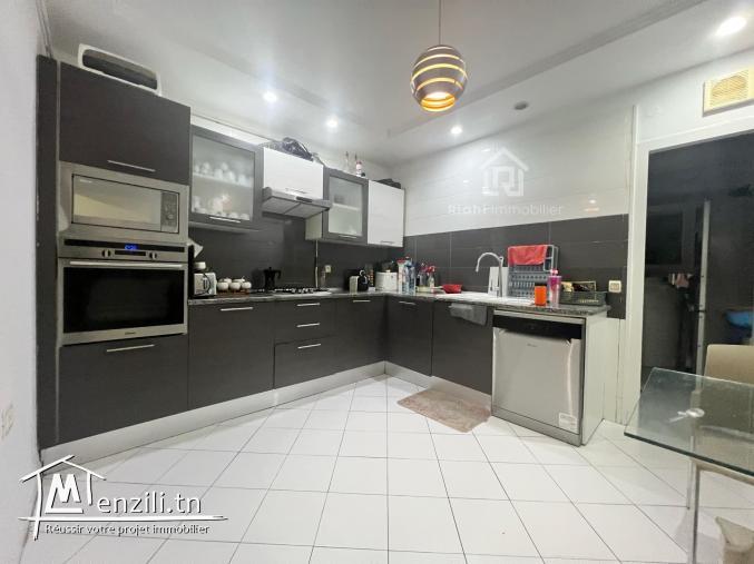 appartement s+3 de  144 m²