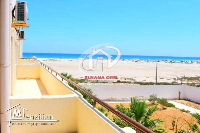 à vendre appartement s+1 vue sur mer à baghdedi plage