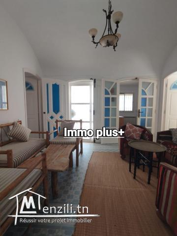 Villa à vendre pieds dans l'eau à la plage el Marsa Kélibia