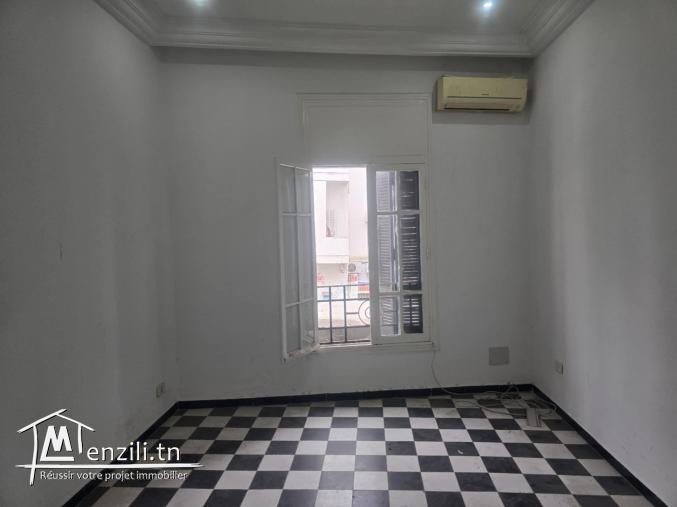 A louer appartement à Jean Jaurès Centre ville TUNIS