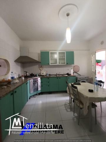 Une villa s+4 à vendre situé à sahloul 1