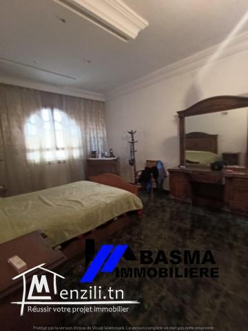 Une villa s+4 à vendre situé à sahloul 1
