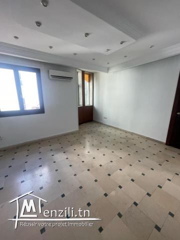 Immeuble bureautique a louer au lac 1