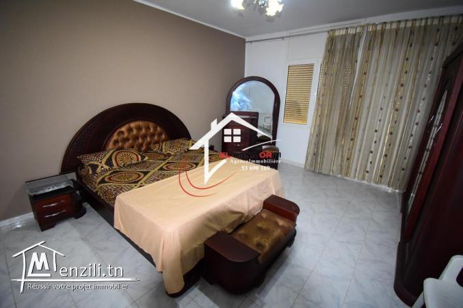 étage de villa s+3 à l’année proche de la plage