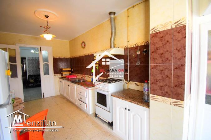 étage de villa s+3 à l’année proche de la plage