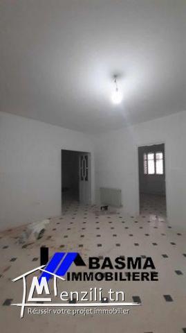 Un appartement s+2 à louer situé à khzema