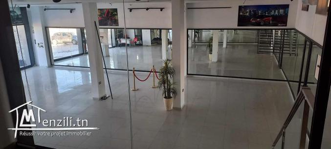 Salle d'exposition à louer