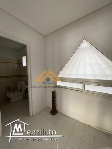 Opportunité rare : Local commercial à vendre