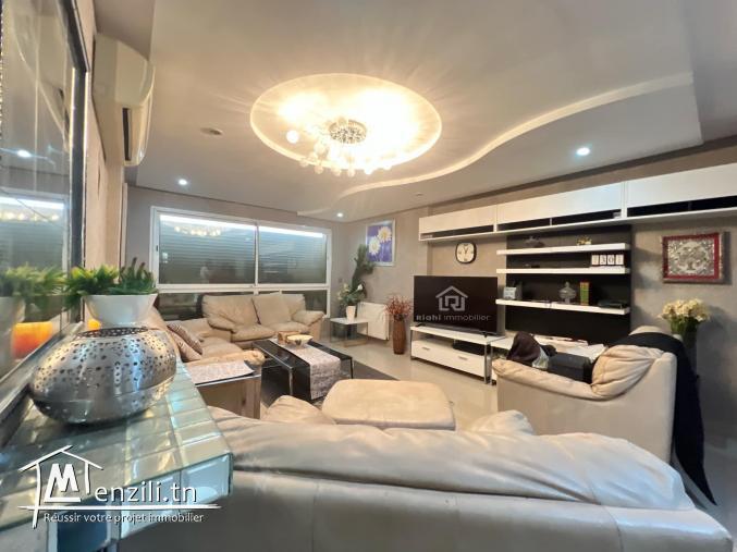 une Villa de très Haut Standing bâtie sur trois niveaux