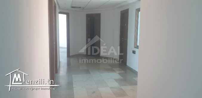 AL Bureau A4 au Lac1