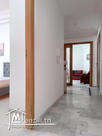 A vendre un appartement S+2 à Cité Wafa