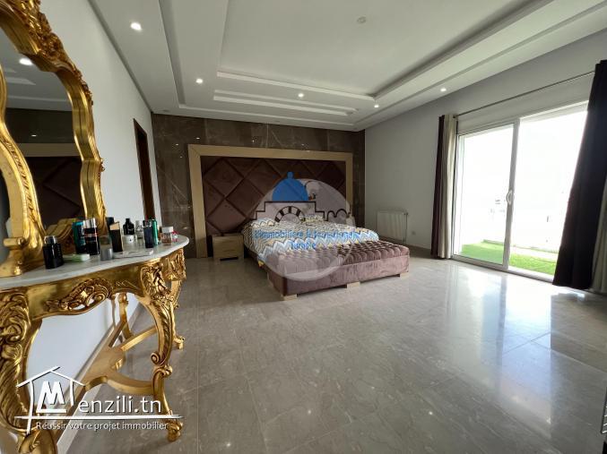 S+4 bien meublé chic et luxe à Sahloul