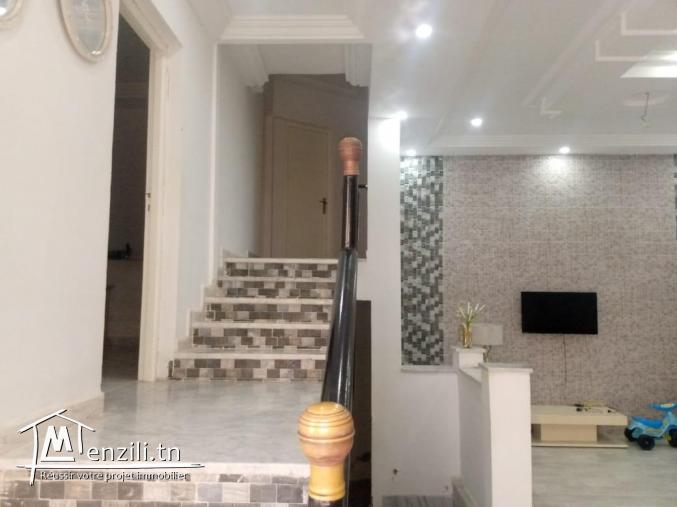 Maison de style américain à vendre