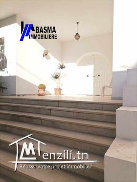Une villa à vendre situé à sousse ville