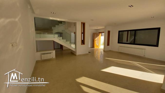 Une villa  jamais habite situe a Hammamet Nord , 5 minutes des hotels Radisson Blu et Le Sultan