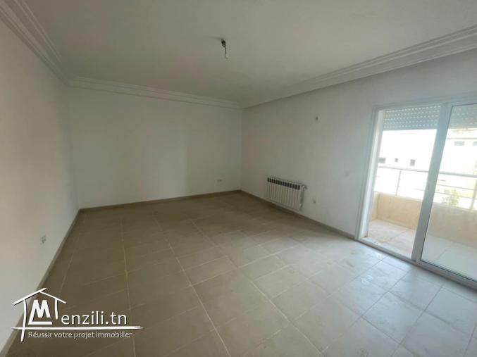 appartement s+3 de 120 m2 avec une place de parking