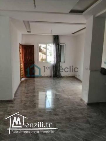 A Louer Un Étage De Villa S2 à Cité Borj Houki La Marsa