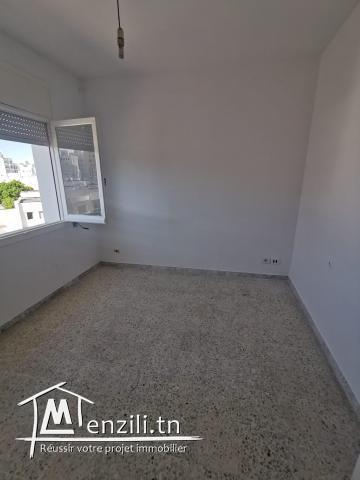 A vendre Appartement S+1 à Ennasr 2