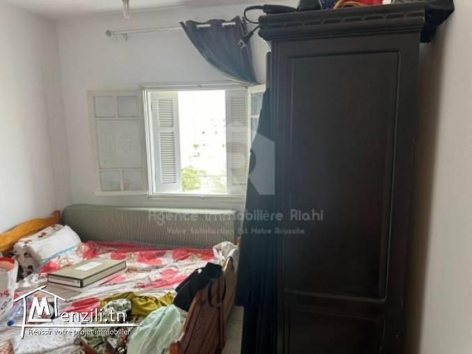 À VENDRE un appartement S3 situé à cité Erriadh 1