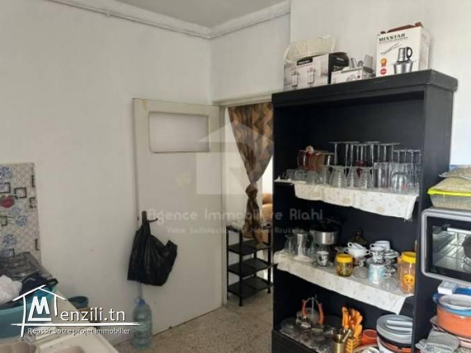 À VENDRE un appartement S3 situé à cité Erriadh 1