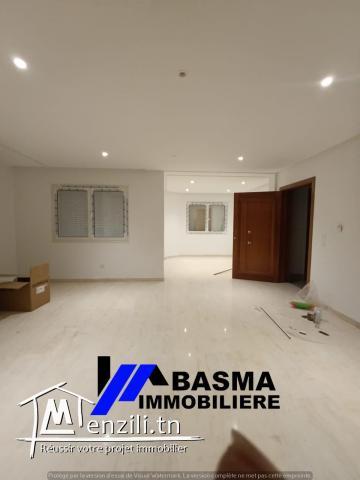 Un rez de chaussée s+3 à louer situé à sahloul4