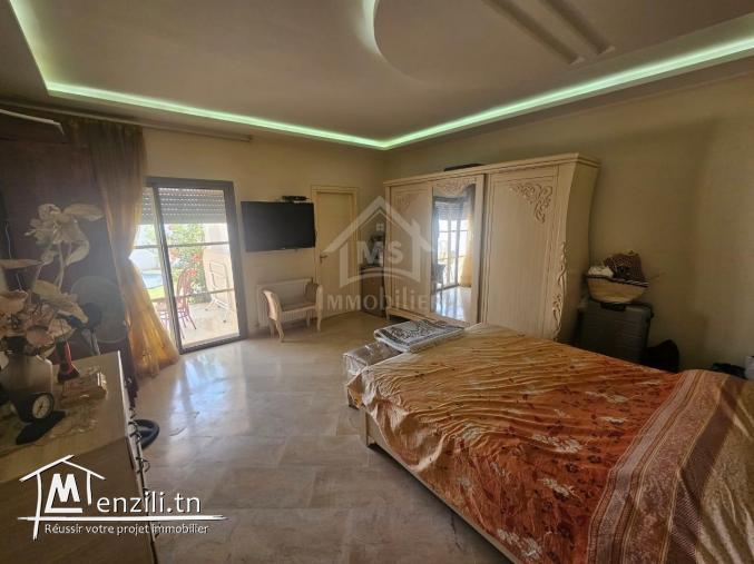 Coquette villa S+3 avec piscine et jardin à vendre 51355351