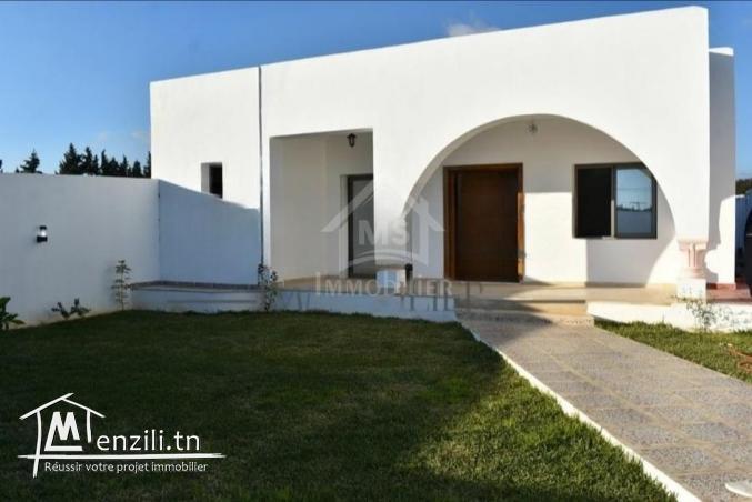 Coquette villa S+3 avec piscine et jardin à vendre 51355351