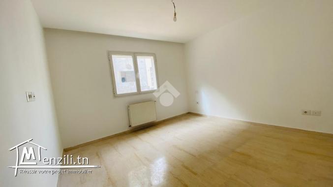 Nouvelle-Offre #A-VENDRE S+2 avec une superficie de 122m².