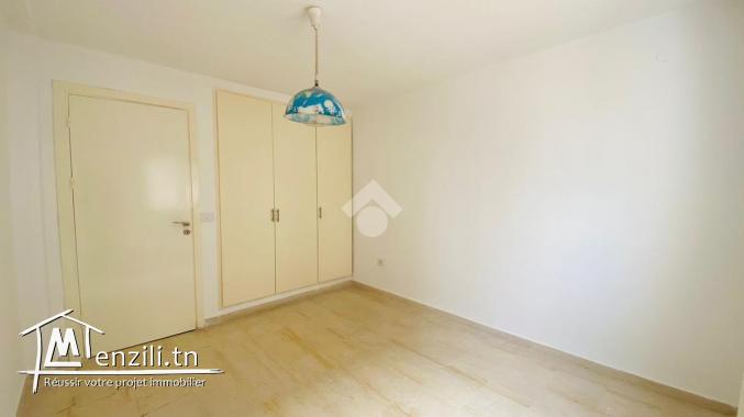 Nouvelle-Offre #A-VENDRE S+2 avec une superficie de 122m².