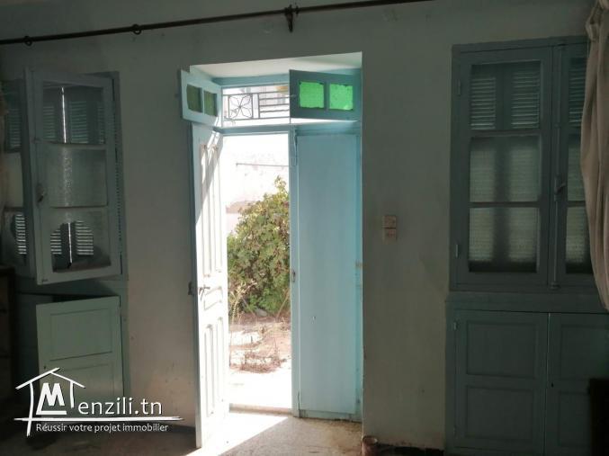 دار عربي كبيرة للبيع وسط قصورالساف ولاية مهدية