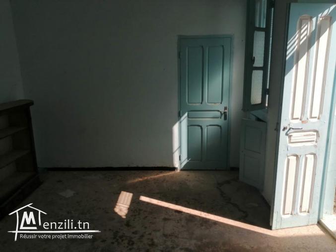 دار عربي كبيرة للبيع وسط قصورالساف ولاية مهدية