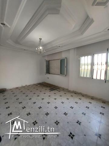 Une bâtiment a vendre