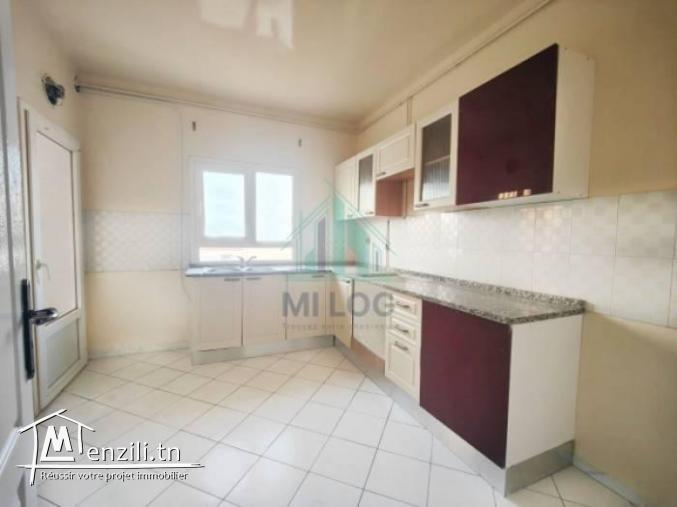 Un Appartement S2 de 110 m² à Rades