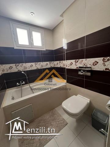 A louer Appartement style arabesque