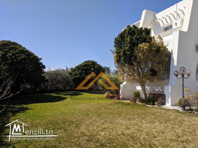 Somptueuse Villa de Prestige à Vendre à Monastir