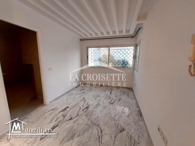 Villa S+5 à La Marsa ZVL1638
