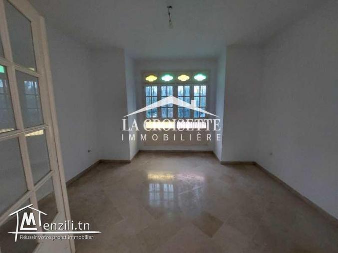 Villa S+5 avec piscine à Gammarth MVL0064