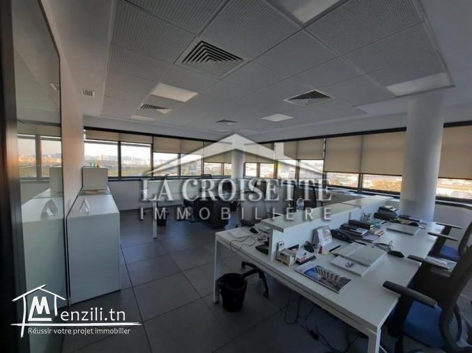 Immeuble bureautique de prestige au Lac 3 MBL0130