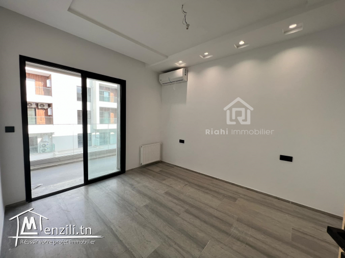 appartement s+1 de 77 m² à Boumhal