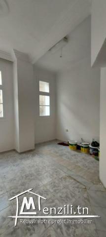 Un appartement pour usage bureautique