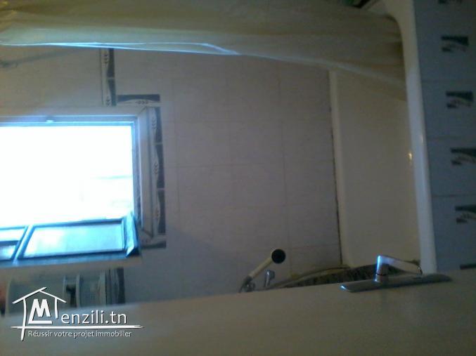 MAISON ( RDC + 1 ETAGE)