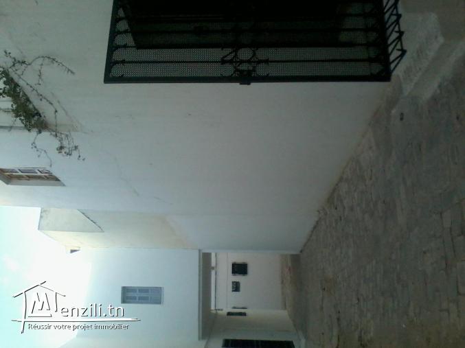 MAISON ( RDC + 1 ETAGE)