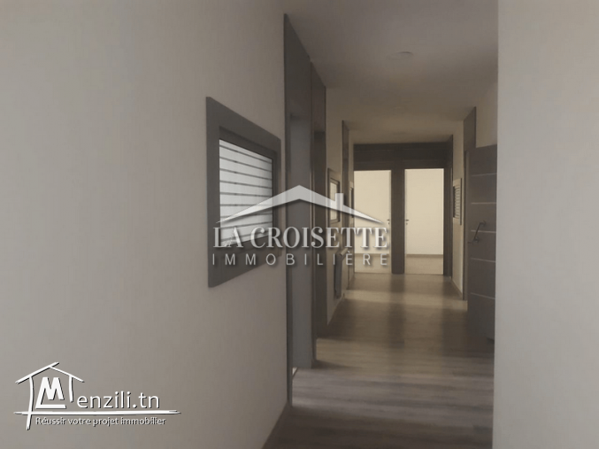 Bureau H+4 aux Berges du Lac 1 MBL0331