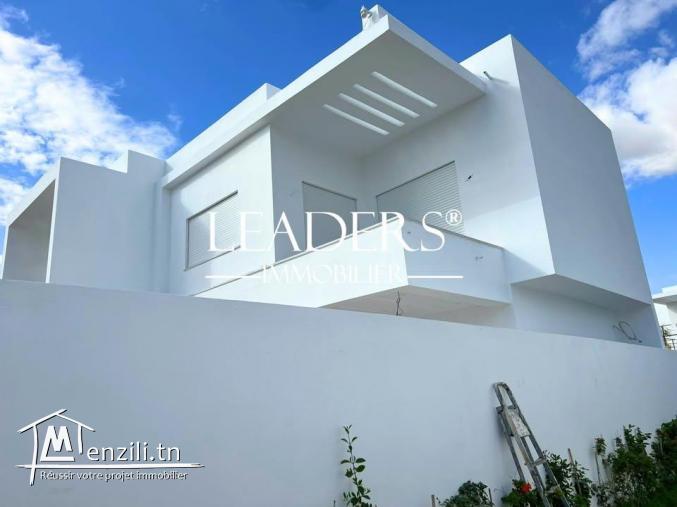 A vendre une villa s+3 haut standing située a Hammamet sud