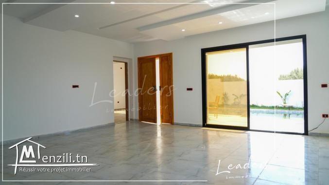 A vendre villa de  700m²  à hammamet sud