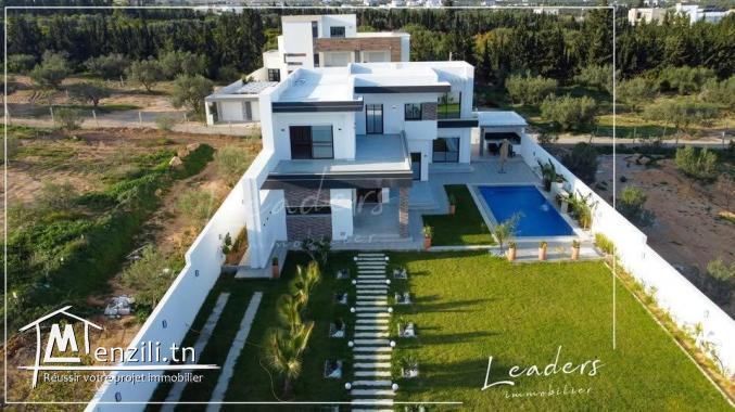 A vendre villa de 800m² à Hammamet sud