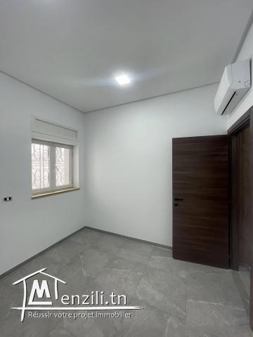 bureau s+2 a louer à Alain savary